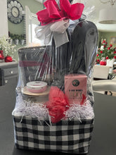 Load image into Gallery viewer, Pink, Fuchsia and Black Spa Basket/Box
