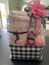 Load image into Gallery viewer, Pink and Black Spa Basket/Box
