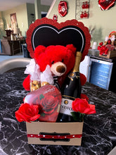 Load image into Gallery viewer, Valentine&#39;s Day Basket with Champagne
