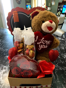 Valentine's Day Basket with Moscato