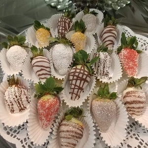 Shimmer Assorted Chocolate Strawberries Gift Tray Set